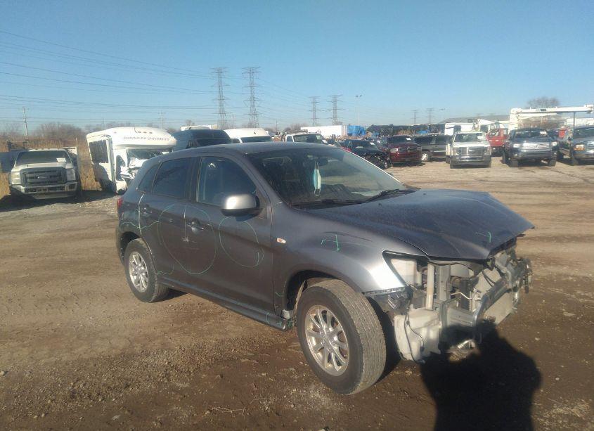 2011 Mitsubishi Outlander SPORT ES (VIN JA4AP3AU8BZ012652) main photo