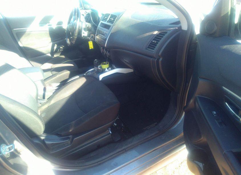 Photo 5 of 2011 Mitsubishi Outlander SPORT ES (VIN JA4AP3AU8BZ012652)