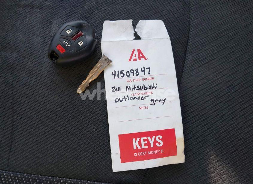 Photo 11 of 2011 Mitsubishi Outlander SPORT ES (VIN JA4AP3AU8BZ014658)