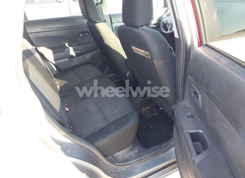 Photo 8 of 2011 Mitsubishi Outlander SPORT ES (VIN JA4AP3AU8BZ014658)