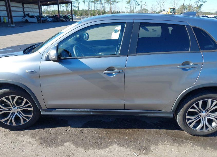 Photo 14 of 2018 Mitsubishi Outlander SPORT 2.0 ES/2.0 LE (VIN JA4AP3AU8JZ000807)