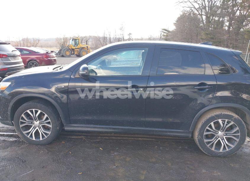 Photo 14 of 2018 Mitsubishi Outlander SPORT 2.0 ES (VIN JA4AP3AU8JZ007997)