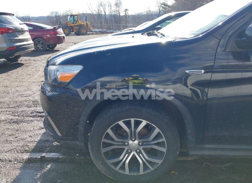 Photo 18 of 2018 Mitsubishi Outlander SPORT 2.0 ES (VIN JA4AP3AU8JZ007997)