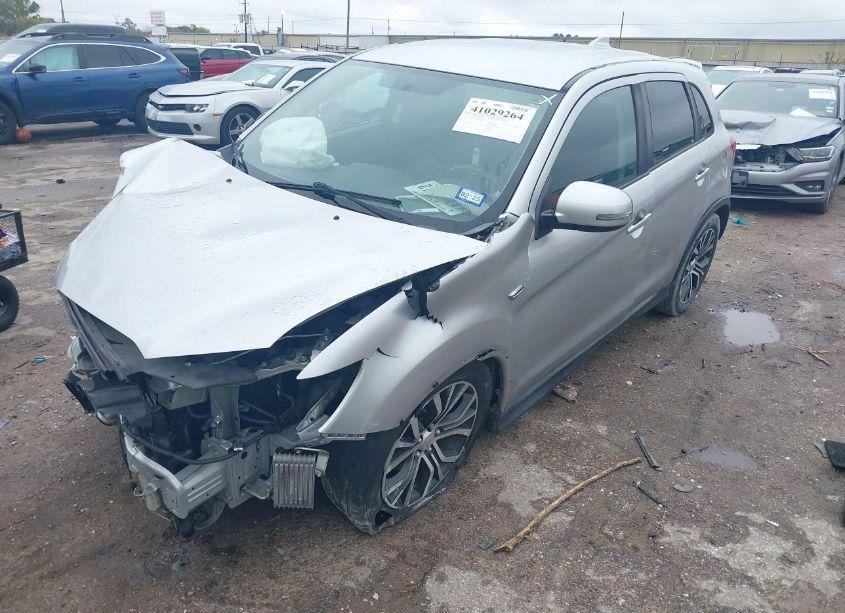 Photo 2 of 2018 Mitsubishi Outlander SPORT 2.0 ES (VIN JA4AP3AU8JZ009300)