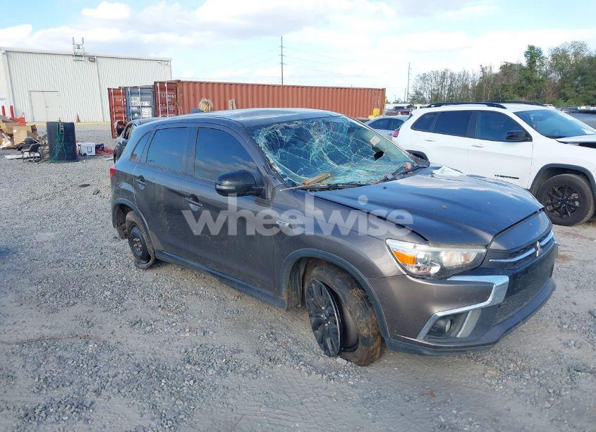 2018 Mitsubishi Outlander SPORT (VIN JA4AP3AU8JZ027800) main photo