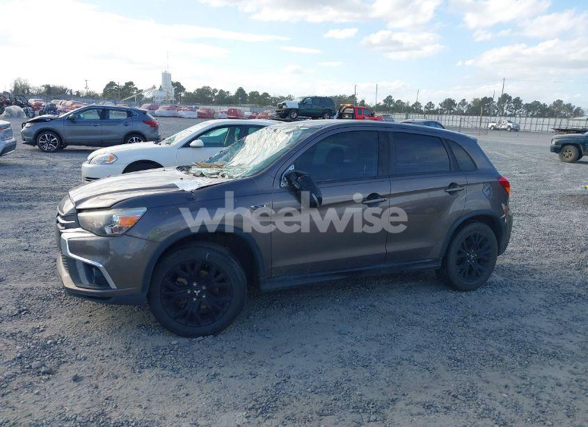 Photo 14 of 2018 Mitsubishi Outlander SPORT (VIN JA4AP3AU8JZ027800)
