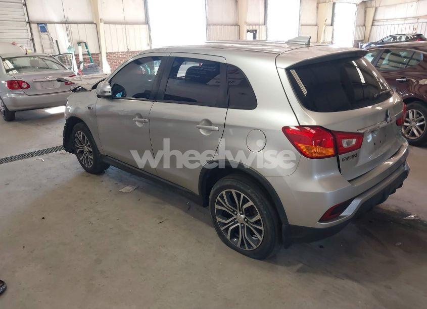 Photo 3 of 2019 Mitsubishi Outlander SPORT 2.0 ES (VIN JA4AP3AU8KU004936)