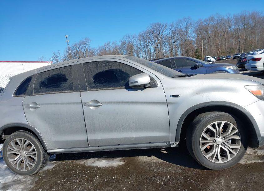 Photo 12 of 2019 Mitsubishi Outlander SPORT 2.0 ES (VIN JA4AP3AU8KU008047)