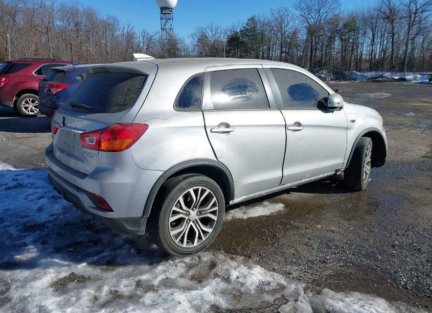 Photo 4 of 2019 Mitsubishi Outlander SPORT 2.0 ES (VIN JA4AP3AU8KU008047)