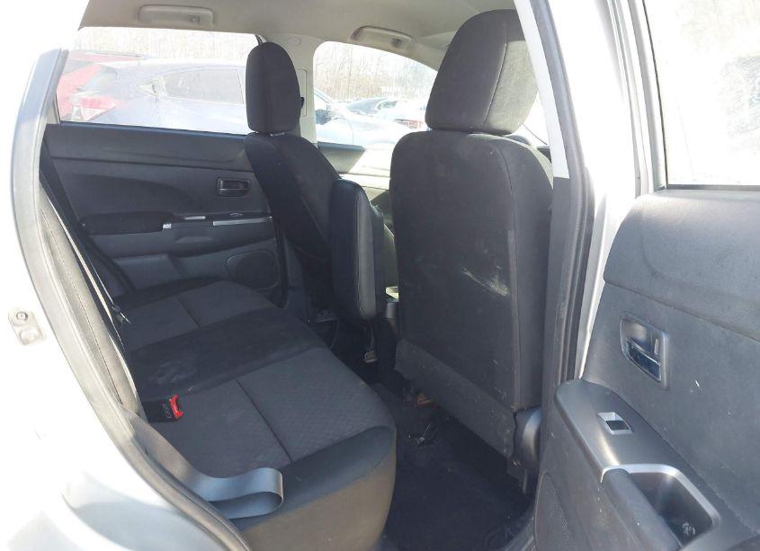 Photo 8 of 2019 Mitsubishi Outlander SPORT 2.0 ES (VIN JA4AP3AU8KU008047)