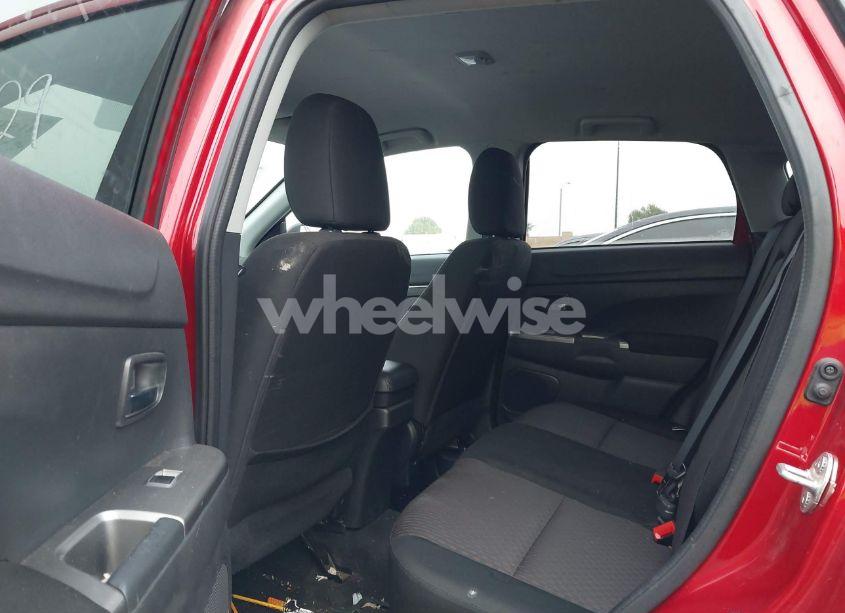 Photo 8 of 2019 Mitsubishi Outlander SPORT 2.0 ES/2.0 LE/2.0 SP (VIN JA4AP3AU8KU017623)