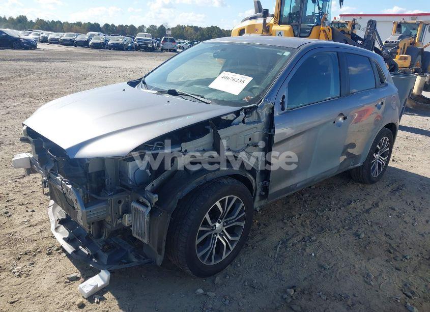 Photo 2 of 2019 Mitsubishi Outlander SPORT 2.0 ES (VIN JA4AP3AU8KU020182)