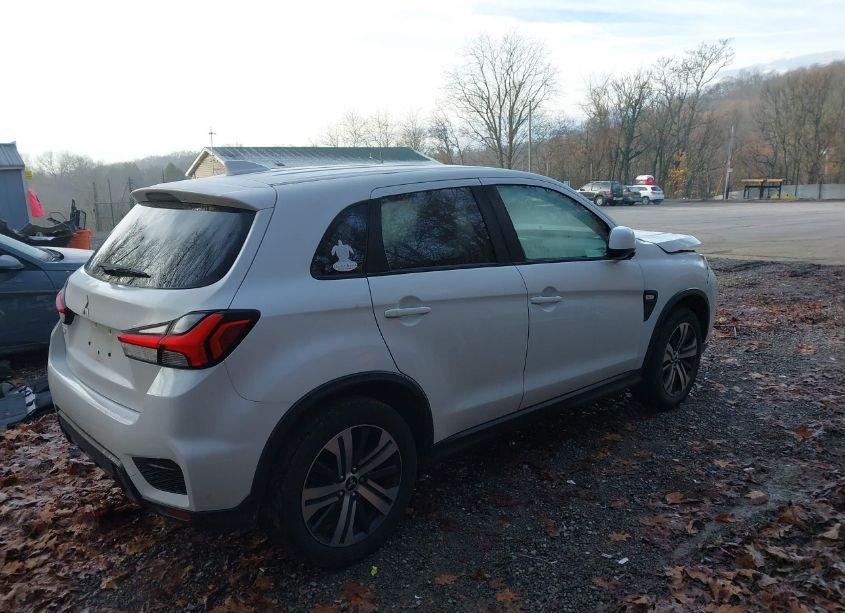 Photo 4 of 2020 Mitsubishi Outlander SPORT 2.0 ES (VIN JA4AP3AU8LU002895)