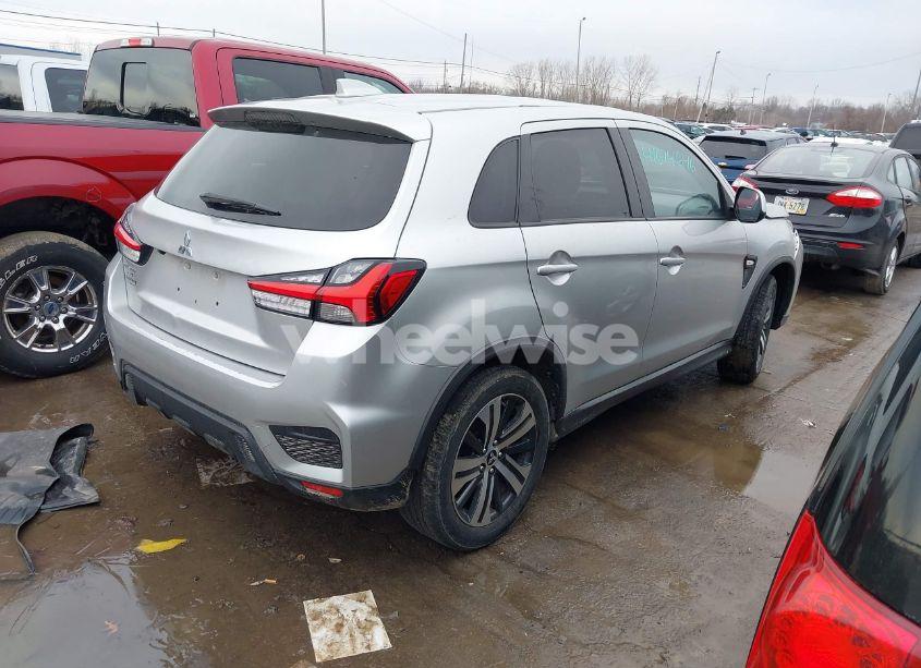 Photo 4 of 2020 Mitsubishi Outlander SPORT 2.0 BE/2.0 ES/2.0 SP (VIN JA4AP3AU8LU017719)