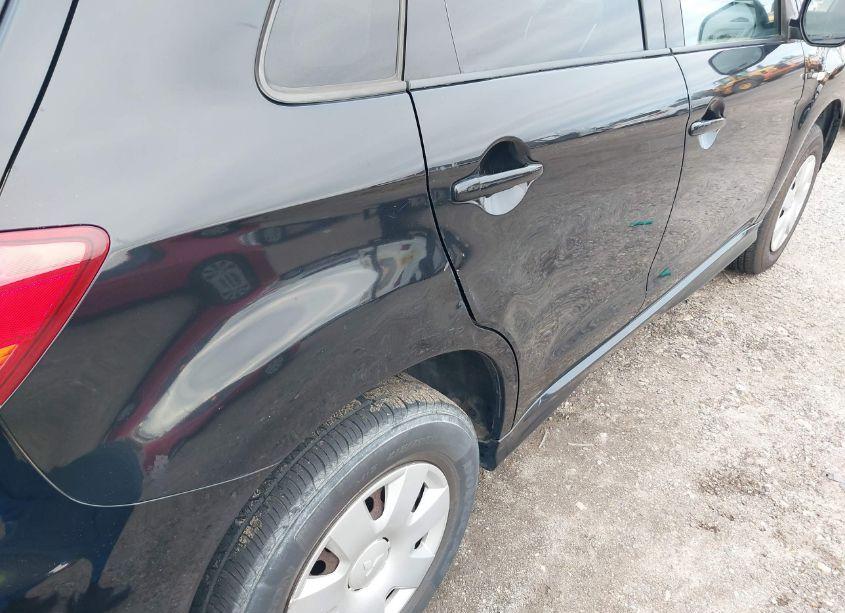 Photo 12 of 2011 Mitsubishi Outlander SPORT ES (VIN JA4AP3AU9BZ014149)