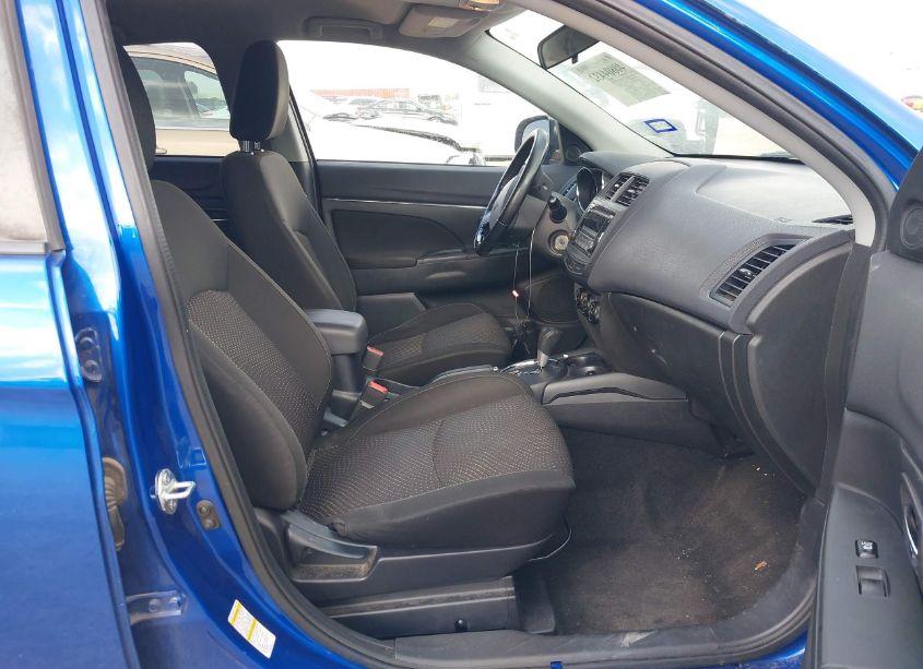 Photo 5 of 2016 Mitsubishi Outlander SPORT 2.0 ES (VIN JA4AP3AU9GZ033601)