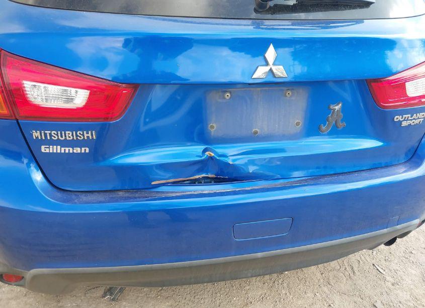 Photo 6 of 2016 Mitsubishi Outlander SPORT 2.0 ES (VIN JA4AP3AU9GZ033601)