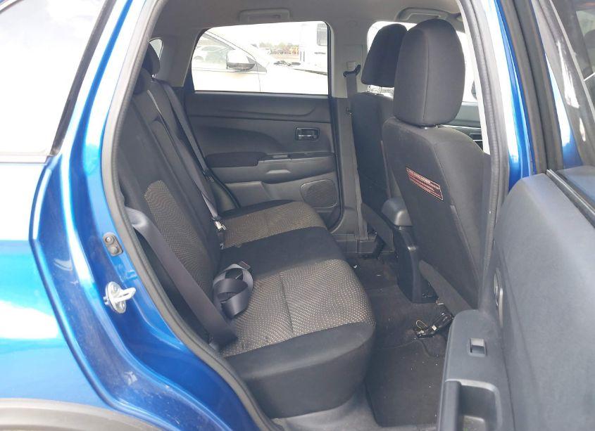 Photo 8 of 2016 Mitsubishi Outlander SPORT 2.0 ES (VIN JA4AP3AU9GZ033601)