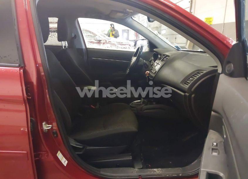 Photo 5 of 2016 Mitsubishi Outlander SPORT 2.0 ES (VIN JA4AP3AU9GZ054254)