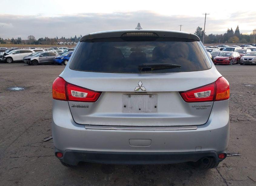 Photo 16 of 2017 Mitsubishi Outlander SPORT 2.0 ES (VIN JA4AP3AU9HZ053090)