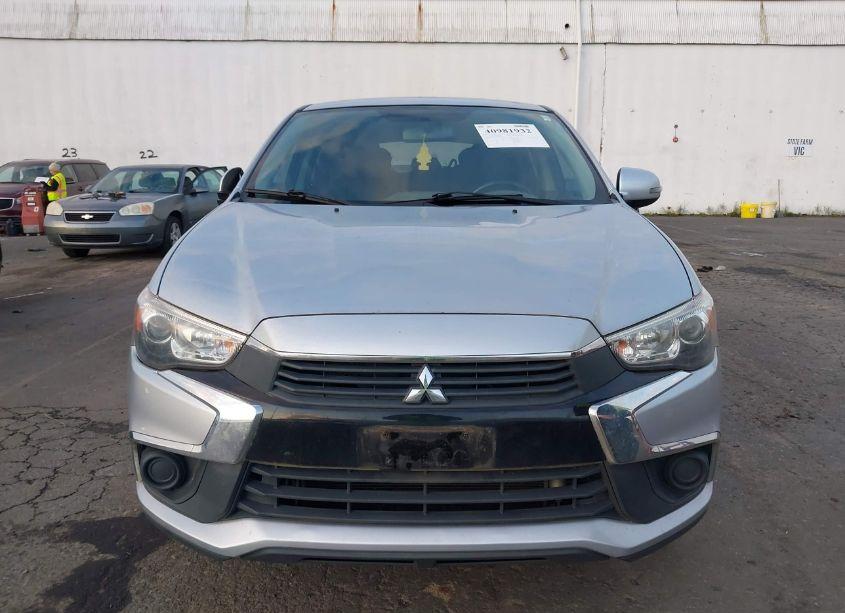 Photo 6 of 2017 Mitsubishi Outlander SPORT 2.0 ES (VIN JA4AP3AU9HZ053090)