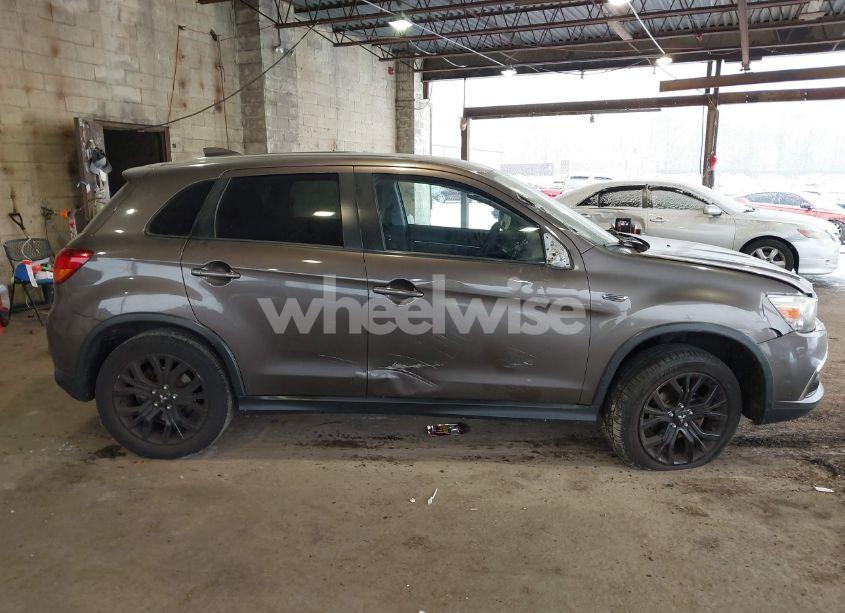 Photo 13 of 2017 Mitsubishi Outlander SPORT 2.0 LE (VIN JA4AP3AU9HZ066583)