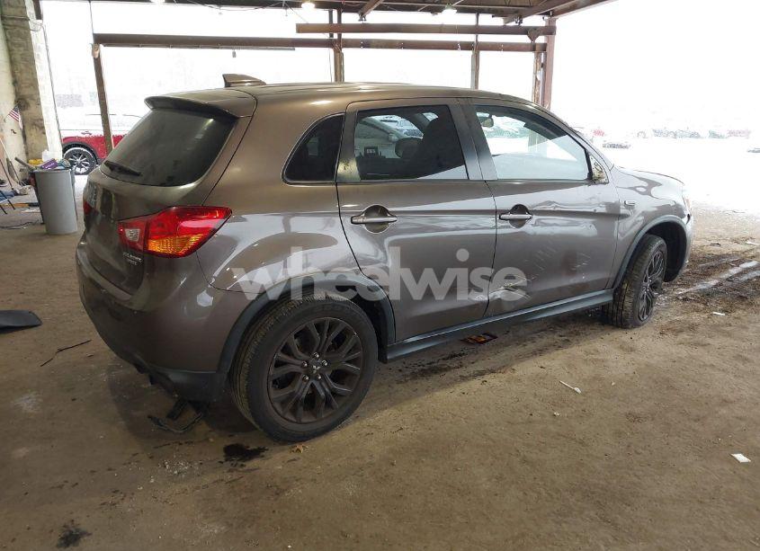 Photo 4 of 2017 Mitsubishi Outlander SPORT 2.0 LE (VIN JA4AP3AU9HZ066583)