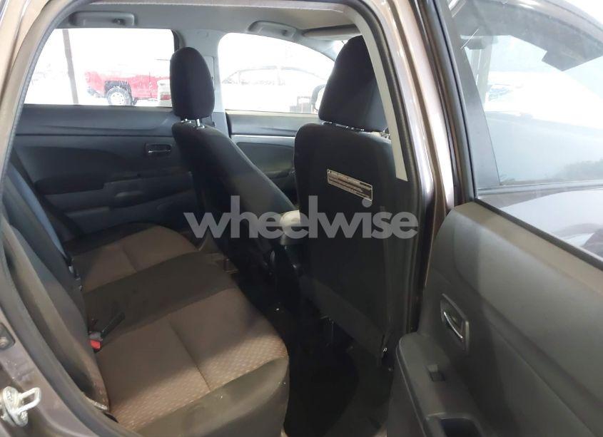 Photo 8 of 2017 Mitsubishi Outlander SPORT 2.0 LE (VIN JA4AP3AU9HZ066583)