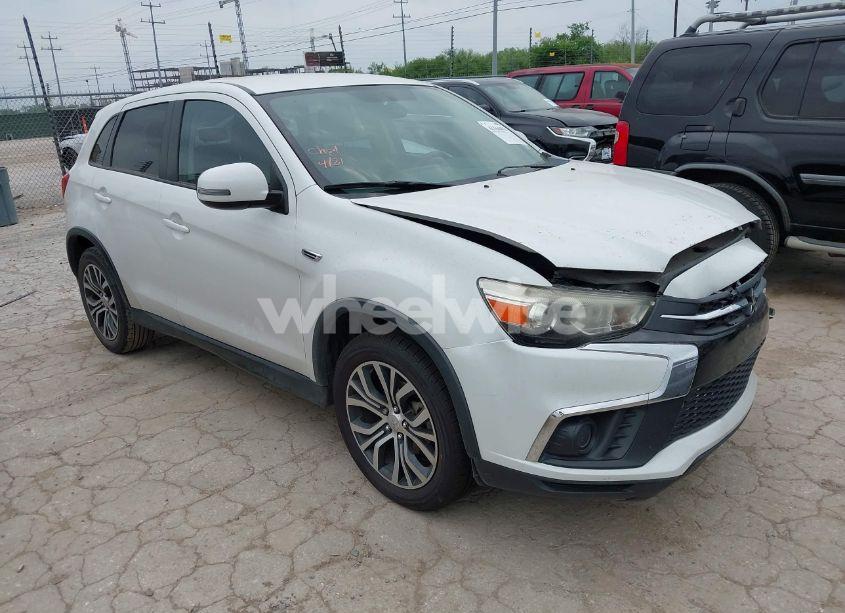 2018 Mitsubishi Outlander SPORT 2.0 ES (VIN JA4AP3AU9JZ009760) main photo