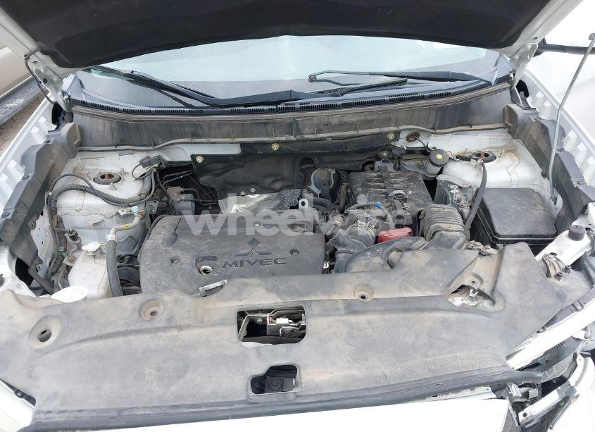 Photo 10 of 2018 Mitsubishi Outlander SPORT 2.0 ES (VIN JA4AP3AU9JZ009760)