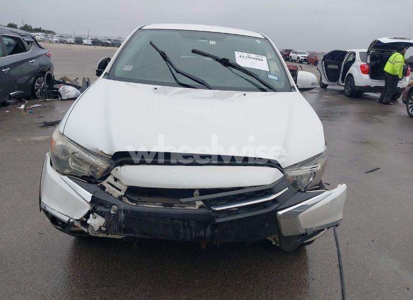 Photo 12 of 2019 Mitsubishi Outlander SPORT 2.0 ES (VIN JA4AP3AU9KU002404)