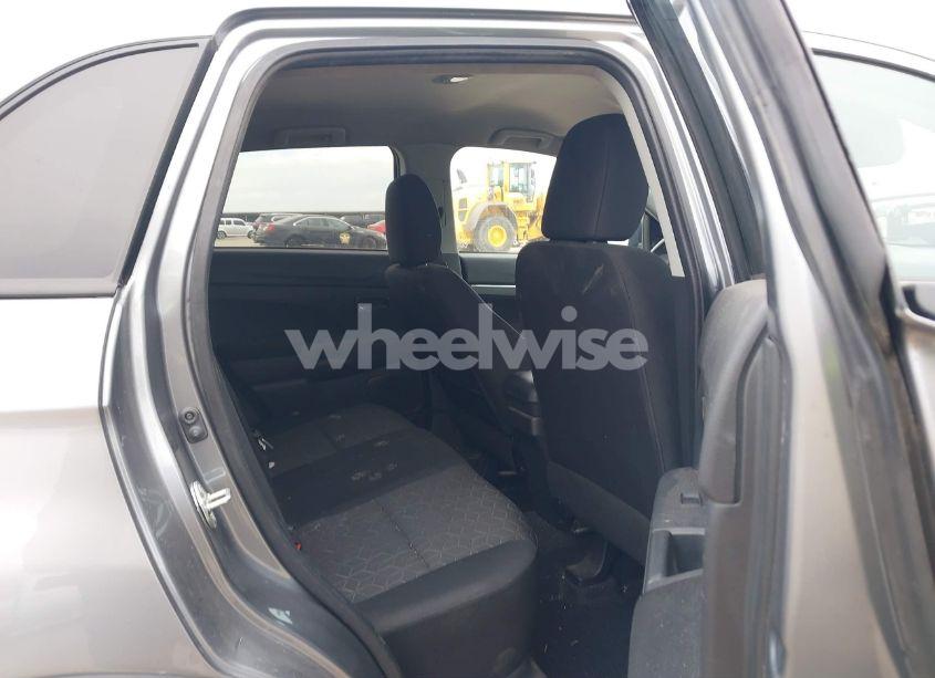 Photo 8 of 2020 Mitsubishi Outlander SPORT 2.0 ES (VIN JA4AP3AU9LU006633)