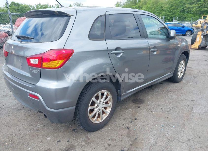 Photo 4 of 2011 Mitsubishi Outlander SPORT ES (VIN JA4AP3AUXBZ005945)