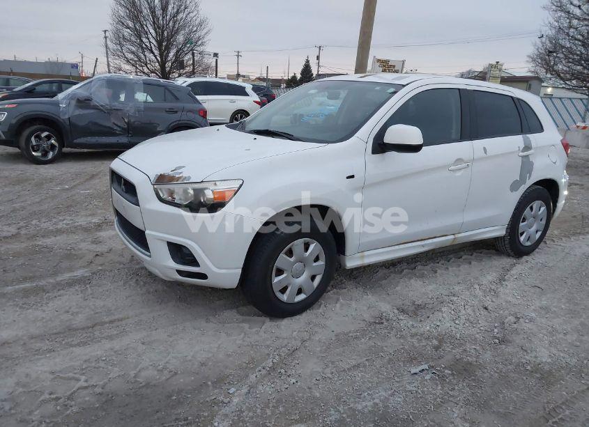 Photo 2 of 2011 Mitsubishi Outlander SPORT ES (VIN JA4AP3AUXBZ007856)