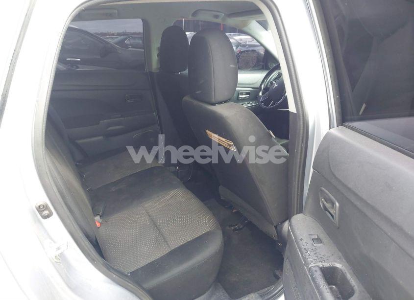 Photo 8 of 2016 Mitsubishi Outlander SPORT 2.0 ES (VIN JA4AP3AUXGZ030383)