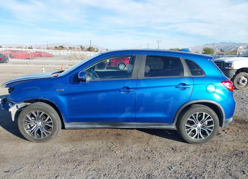 Photo 15 of 2017 Mitsubishi Outlander SPORT 2.0 ES/2.0 LE (VIN JA4AP3AUXHZ003203)