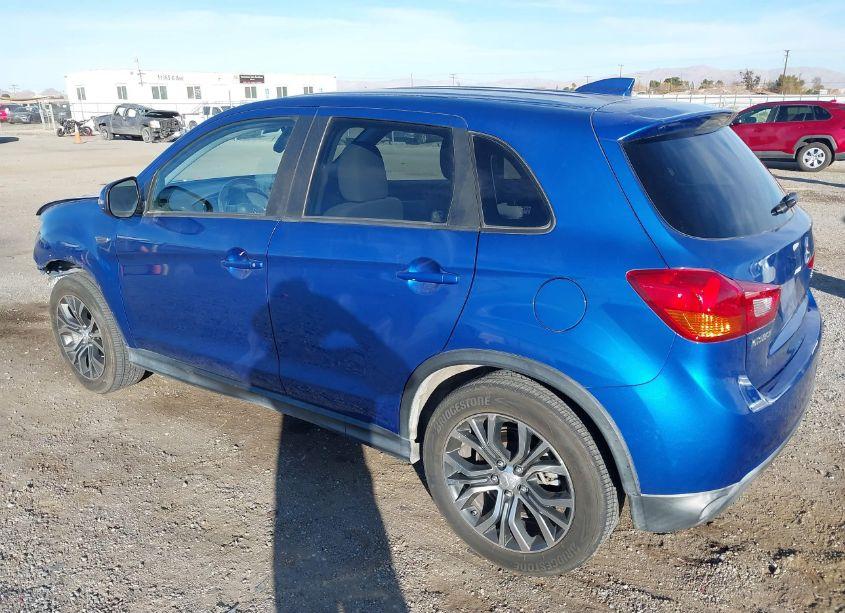Photo 3 of 2017 Mitsubishi Outlander SPORT 2.0 ES/2.0 LE (VIN JA4AP3AUXHZ003203)