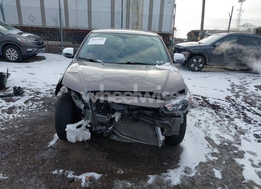 Photo 13 of 2019 Mitsubishi Outlander SPORT 2.0 ES (VIN JA4AP3AUXKU001410)