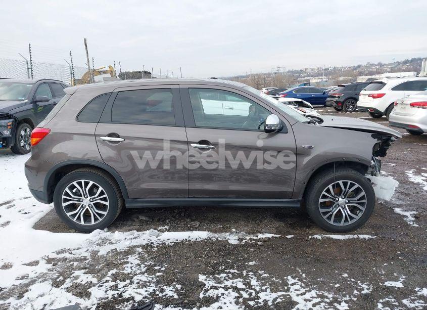 Photo 14 of 2019 Mitsubishi Outlander SPORT 2.0 ES (VIN JA4AP3AUXKU001410)