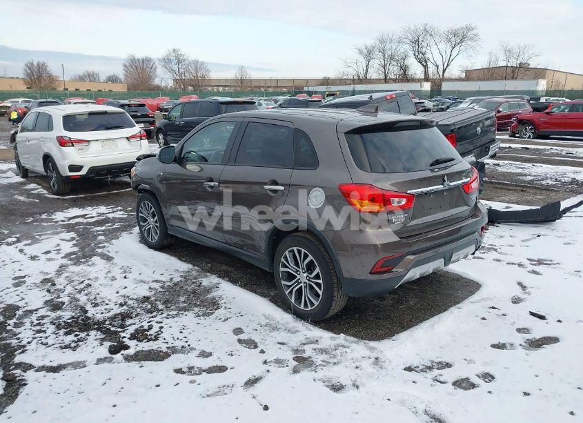 Photo 3 of 2019 Mitsubishi Outlander SPORT 2.0 ES (VIN JA4AP3AUXKU001410)