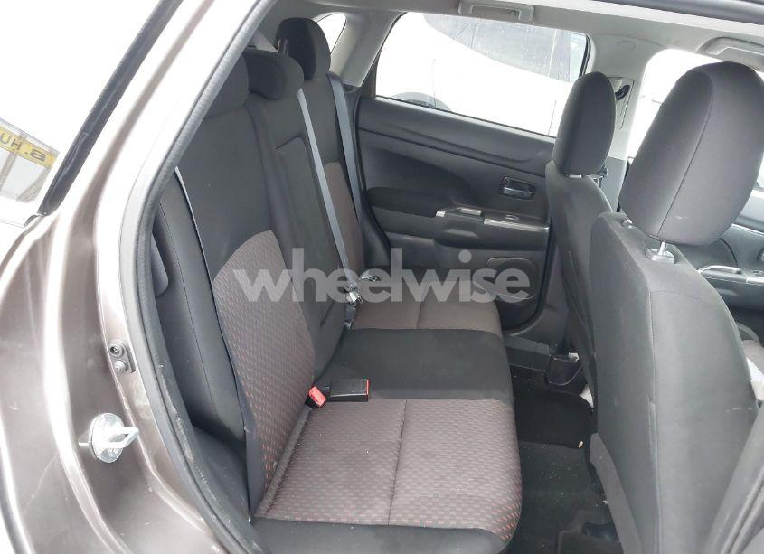 Photo 8 of 2019 Mitsubishi Outlander SPORT 2.0 ES (VIN JA4AP3AUXKU001410)