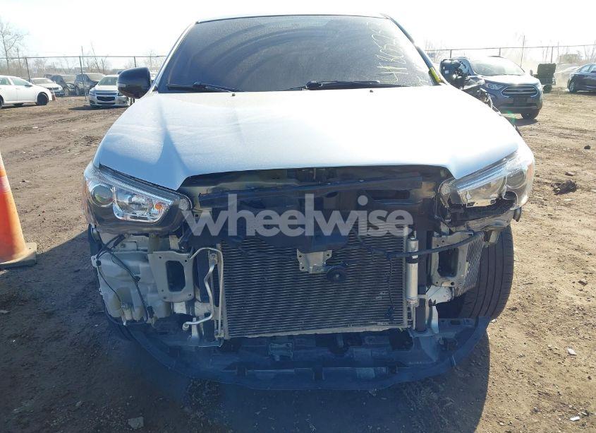 Photo 6 of 2019 Mitsubishi Outlander SPORT 2.0 ES/2.0 LE/2.0 SP (VIN JA4AP3AUXKU015629)