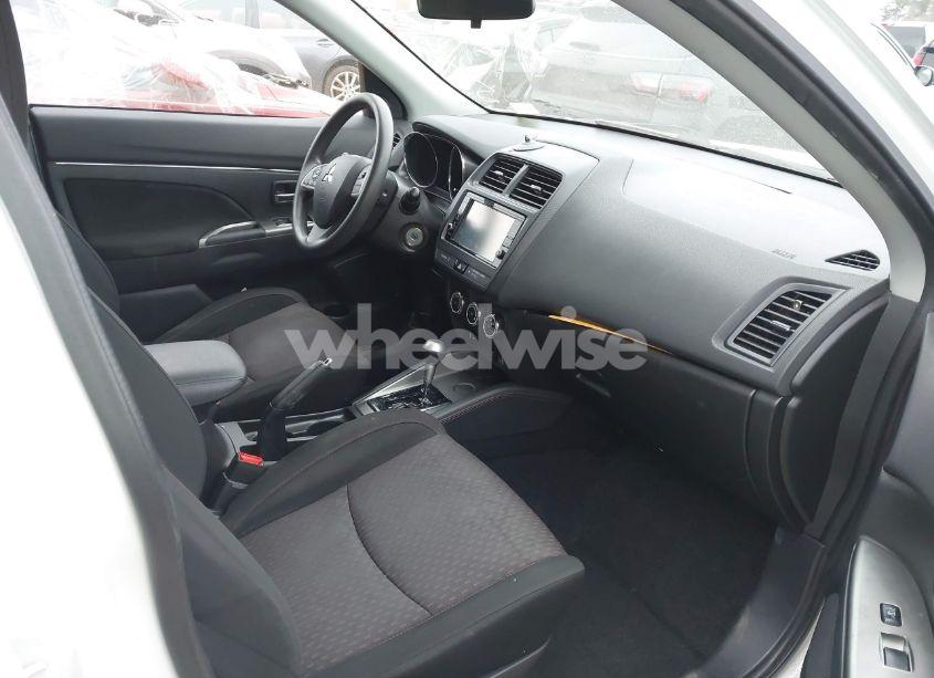 Photo 5 of 2019 Mitsubishi Outlander SPORT 2.0 ES (VIN JA4AP3AUXKU020149)