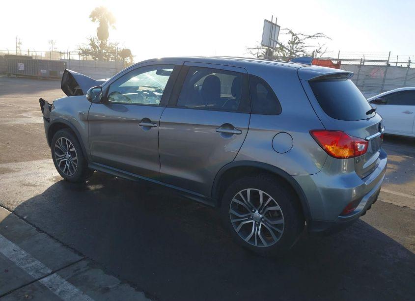 Photo 3 of 2019 Mitsubishi Outlander SPORT 2.0 ES (VIN JA4AP3AUXKU026789)