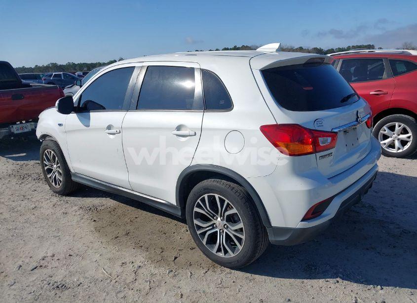 Photo 3 of 2019 Mitsubishi Outlander SPORT 2.0 LE/2.0 SP (VIN JA4AP3AUXKU028512)