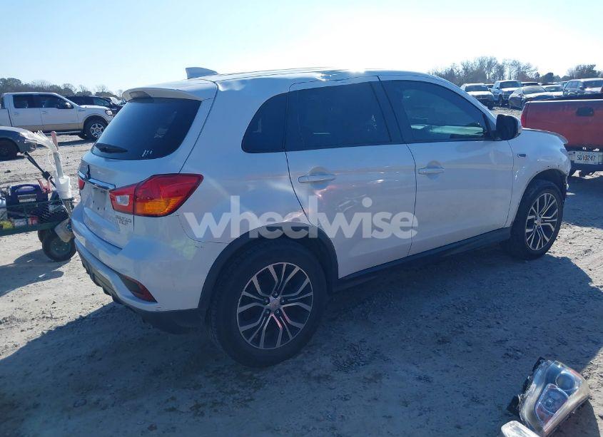 Photo 4 of 2019 Mitsubishi Outlander SPORT 2.0 LE/2.0 SP (VIN JA4AP3AUXKU028512)