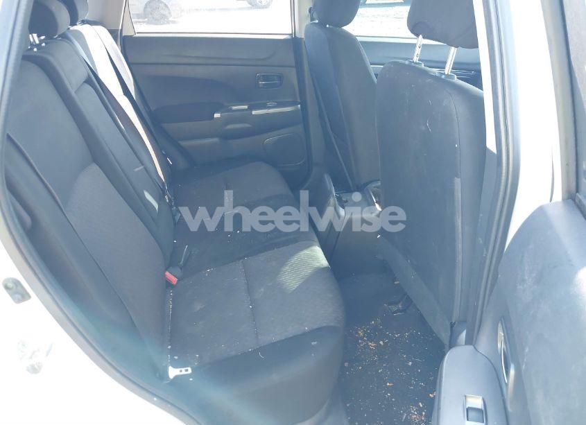 Photo 8 of 2019 Mitsubishi Outlander SPORT 2.0 LE/2.0 SP (VIN JA4AP3AUXKU028512)