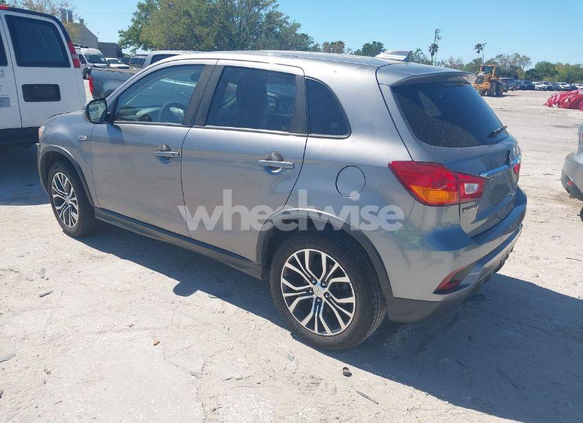 Photo 3 of 2019 Mitsubishi Outlander SPORT 2.0 ES/2.0 LE/2.0 SP (VIN JA4AP3AUXKU028672)