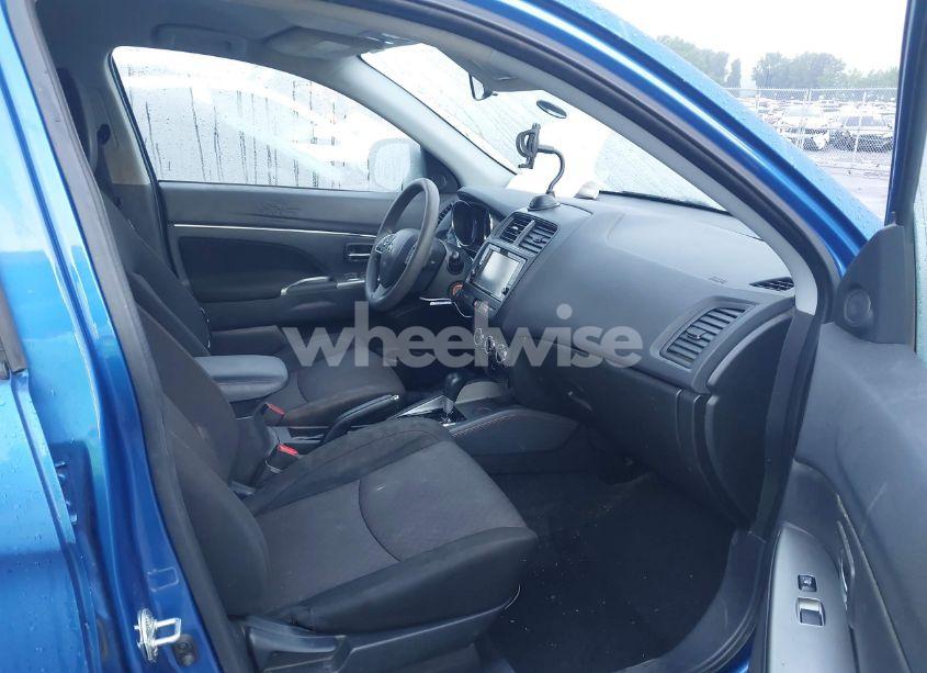 Photo 5 of 2019 Mitsubishi Outlander SPORT 2.0 ES (VIN JA4AP3AUXKU034603)