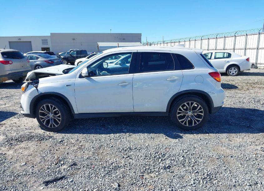 Photo 14 of 2019 Mitsubishi Outlander SPORT 2.0 ES (VIN JA4AP3AUXKU035315)